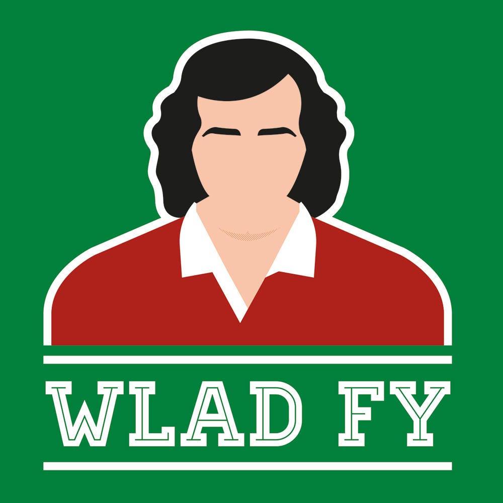 Wales Rugby Legends - Hen Wlad Fy Nhadau - Welsh Language Version - JPR Williams, Gareth Edwards and Gerald Davies - Red or Green (Various Sizes)