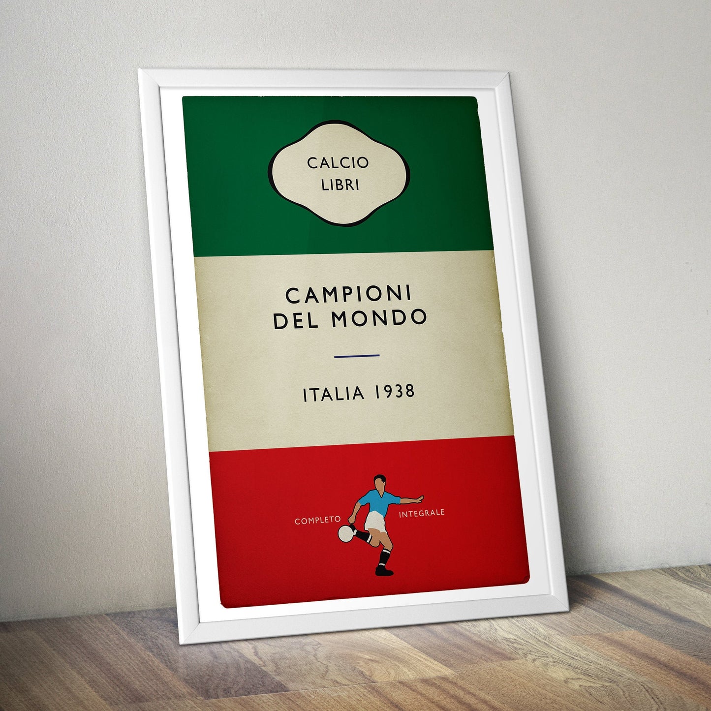 Italia - Italy - Campioni Del Mondo - World Champions 1938 - Silvio Piola - Flag Book Cover Poster - Regalo di calcio (Various Sizes)